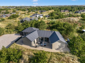 Stylish Activity House From 2018, On A Large Hilly Plot In Søndervig,